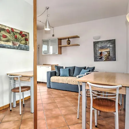 Beautiful Holiday Home In Cola With Swimming Pool * Lazise