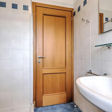Beautiful Holiday Home In Cola With Swimming Pool * Lazise