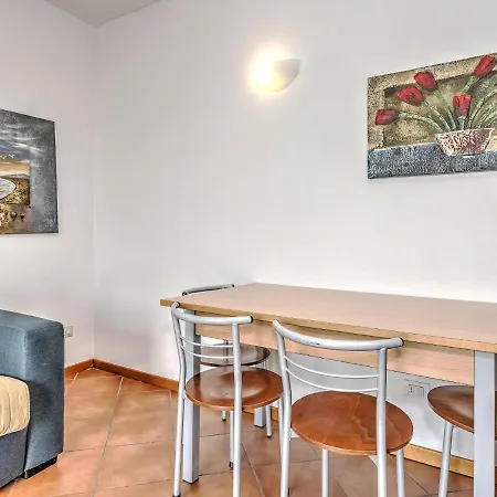 Beautiful Holiday Home In Cola With Swimming Pool