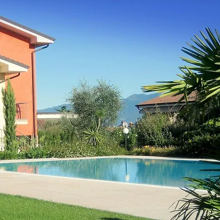 Holiday home Beautiful Holiday Home In Cola With Swimming Pool *