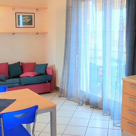 Beautiful Holiday Home In Cola With Swimming Pool * Lazise